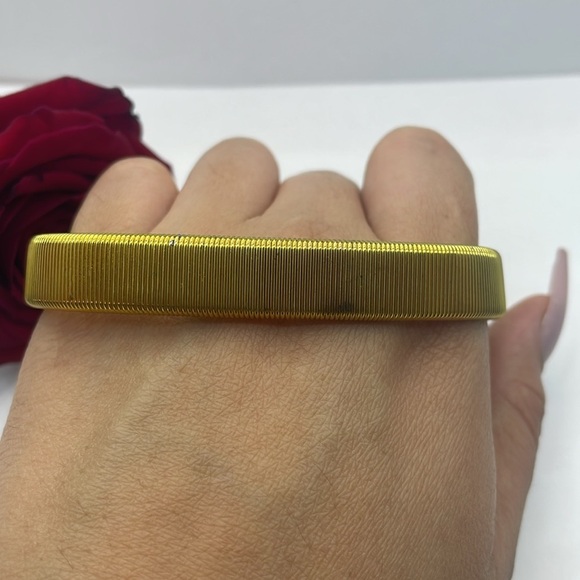 Vintage Stretchy Bracelet GG  Gold Tone - Picture 5 of 9